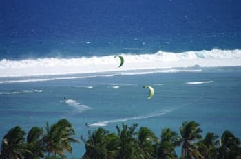 kitesurfeurs lagon ouest ile reunion