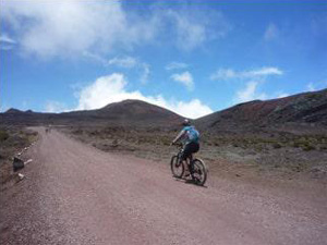E-MTB Volcano road